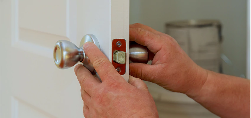 AAA Locksmiths For lock Replacement in Carson, California