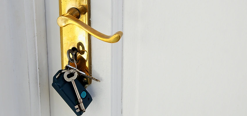 Broken Door Key Extraction in Carson, CA