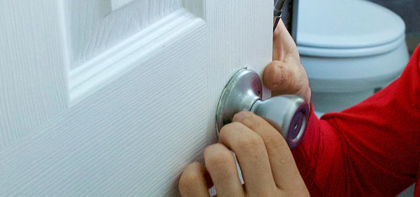 Vintage Door Knob Replacement in Carson, CA
